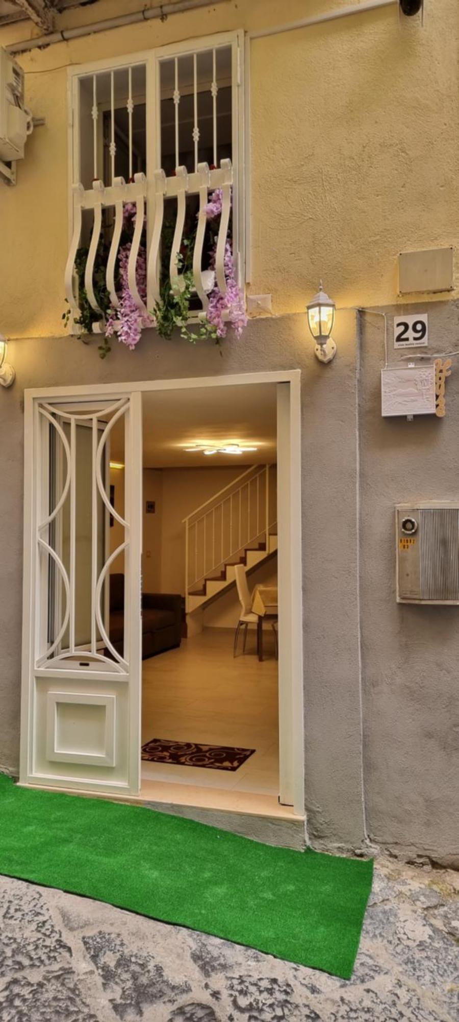 Dv House Via Toledo Quartierispagnoli Naples Exterior photo
